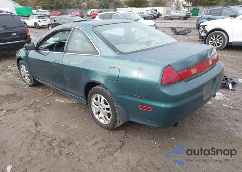 2002 Honda Accord 3.0 Ex z USA, uszkodzony, nr VIN 1HGCG22502A027887